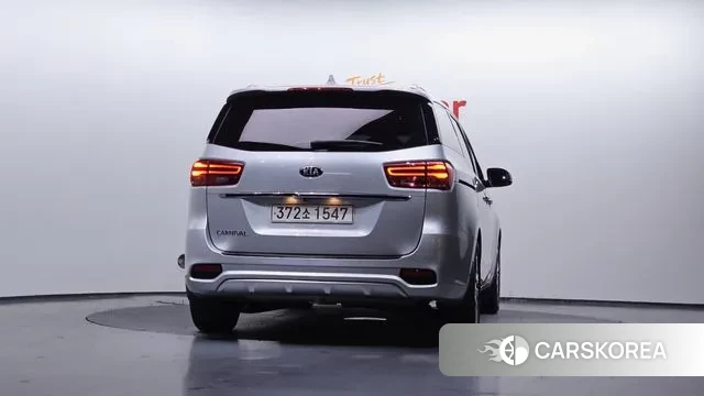 Kia The New Carnival id 3661134 из Кореи 13