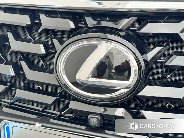 Lexus LX id 4276644 из Китая 14