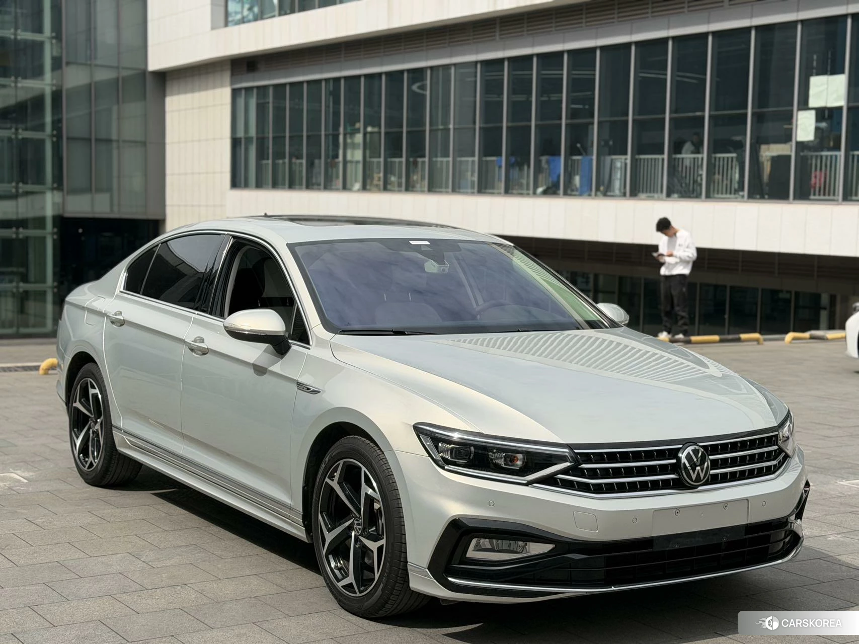 Volkswagen Magotan 2022 Желтый из Китая, фото 4