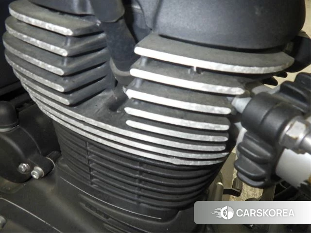 Engine photo