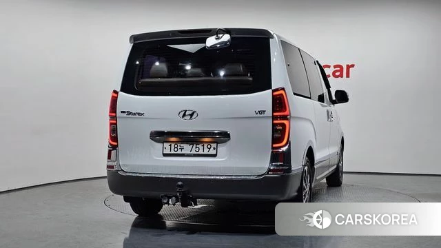 Hyundai The New Grand Starex id 4557465 из Кореи 23