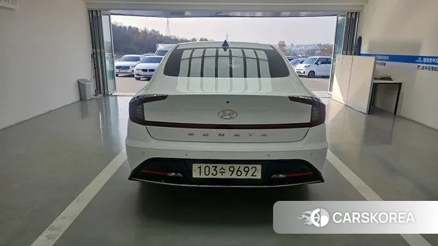 Hyundai Sonata (DN8) id 3432626 из Кореи 12