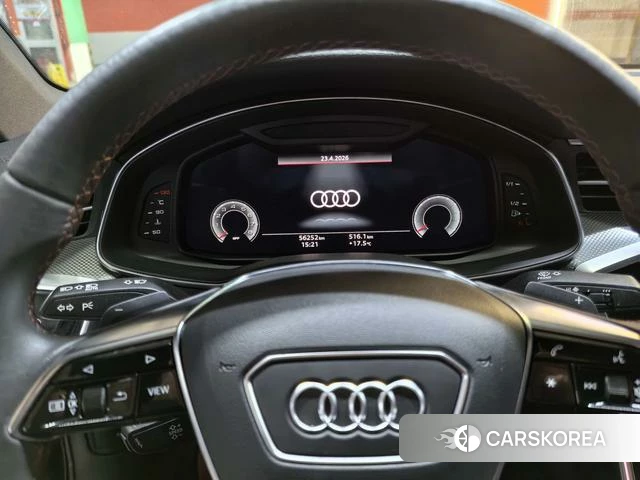 Audi A6L id 4242214 из Китая 9