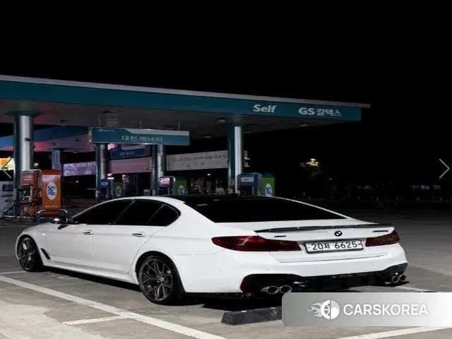 BMW 5 Series (G30) 2018 Белый из Кореи, фото 3