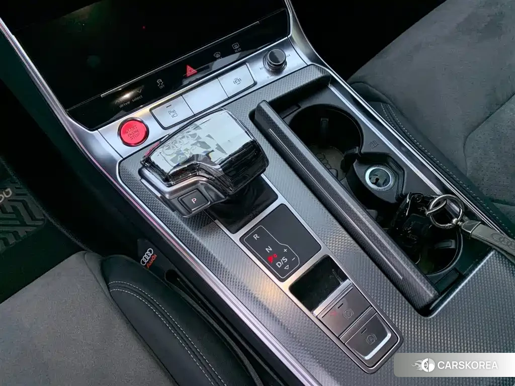 Audi A6L id 4644454 из Китая 20