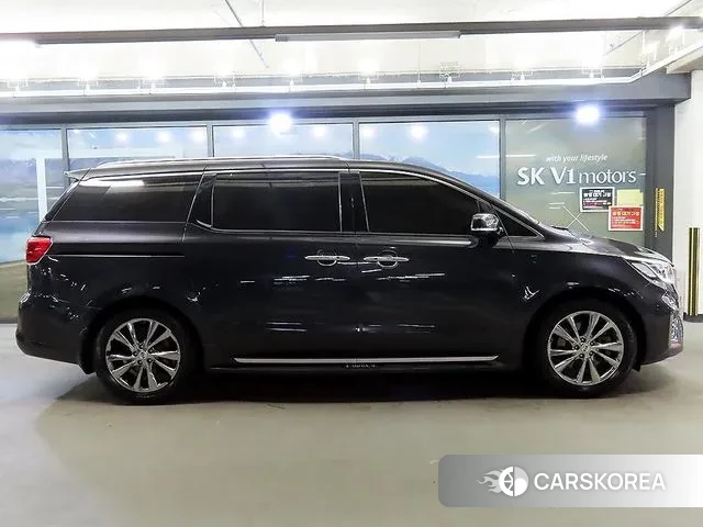 Kia The New Carnival id 3617106 из Кореи 13
