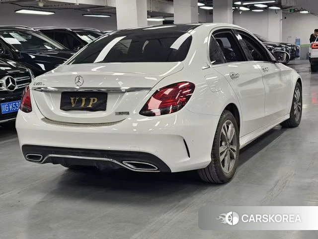 Mercedes-Benz Class C id 4264822 из Китая 12