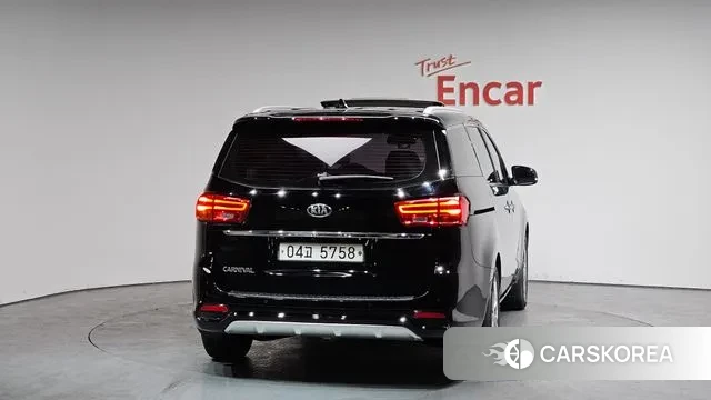 Kia The New Carnival id 3718630 из Кореи 13