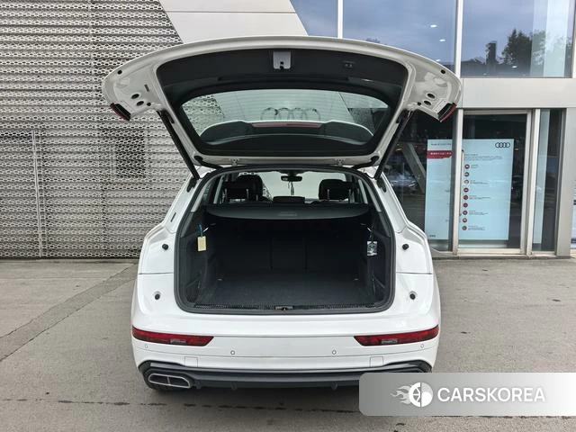 Audi Q5L id 4253385 из Китая 8