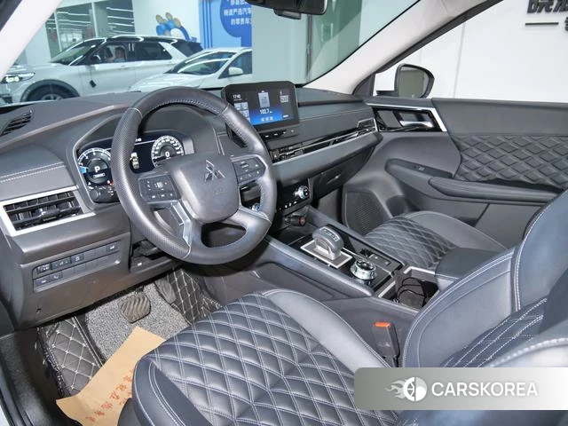 Mitsubishi  Outlander id 4221230 из Китая 14