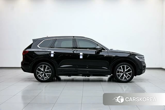 Volkswagen Touareg id 3908306 из Китая 13