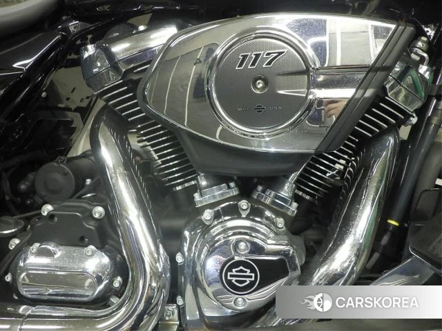 Engine photo