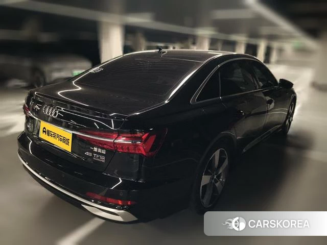 Audi A6L 2022 Черный из Китая, фото 3