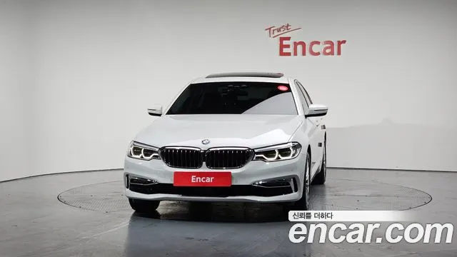 BMW 5 Series (G30) id 2833922 из Кореи 13