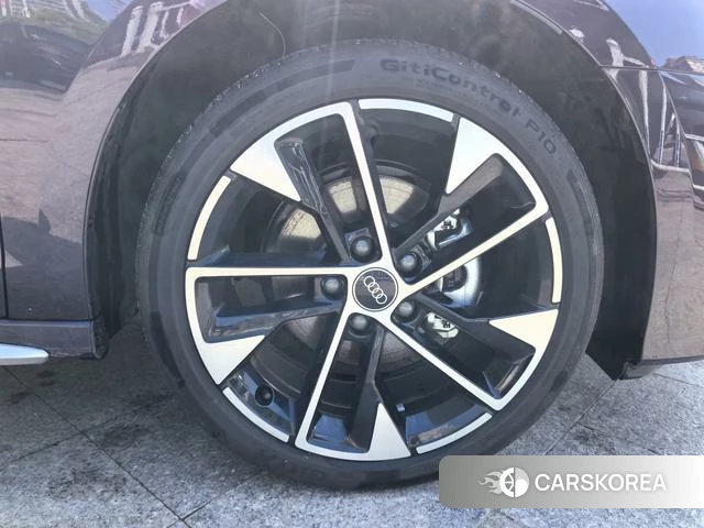 Audi A3 id 4276993 из Китая 9
