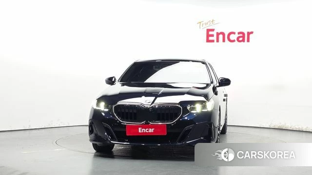 BMW 5 Series (G60) id 4629851 из Кореи 23
