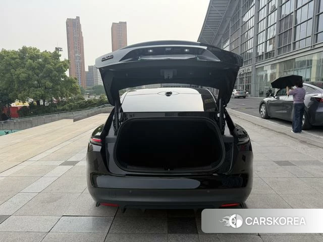 Weilai ET5 id 4027664 из Китая 10