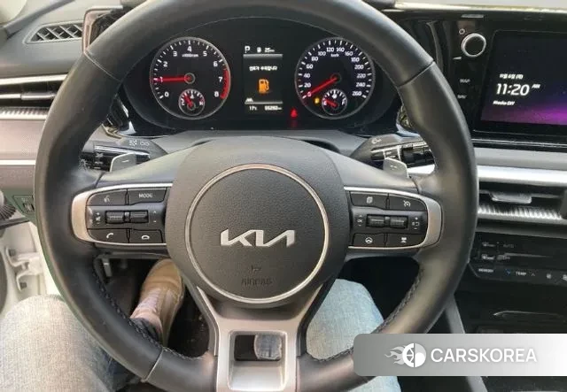 Kia K5 3rd generation 2023 Белый из Кореи, фото 3