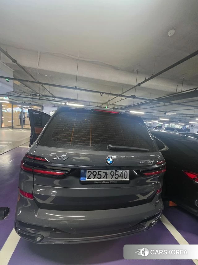 BMW X7 (G07) 2025 Серый из Кореи, фото 3