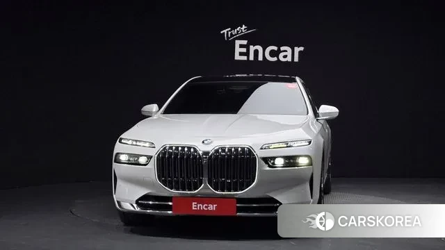 BMW 7 Series (G70) id 3462796 из Кореи 13