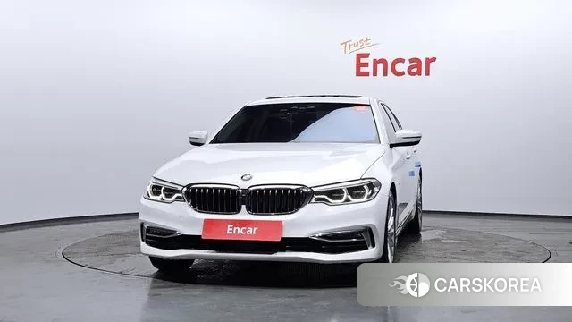 BMW 5 Series (G30) id 3718637 из Кореи 13