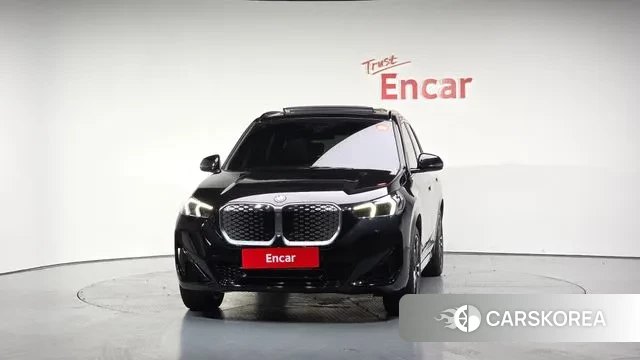 BMW iX1 (U11) id 2883813 из Кореи 13