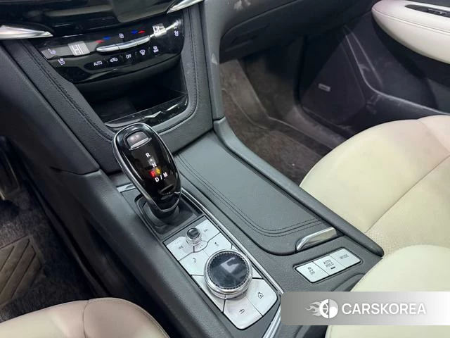 Cadillac XT6 id 3882654 из Китая 14