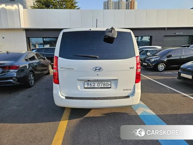 Hyundai The New Grand Starex id 3583110 из Кореи 13