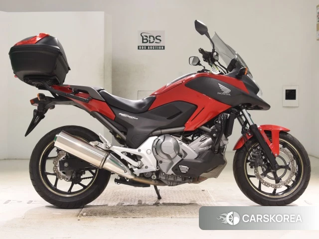 Проданный Honda NC700X DCT 2012 из Японии