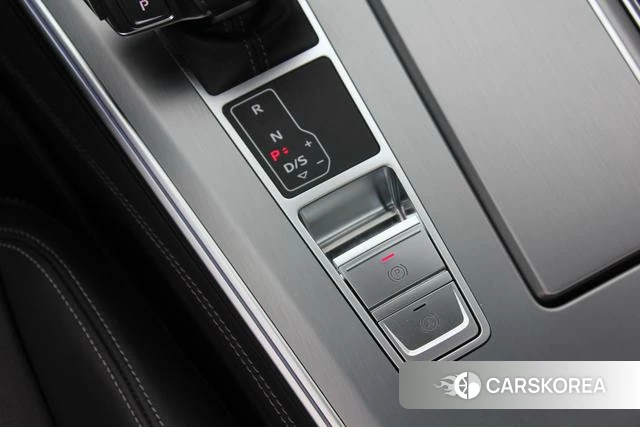 Audi A7L id 4335345 из Китая 20