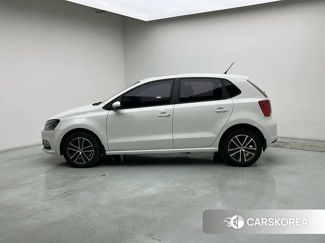 Volkswagen Polo id 4212319 из Китая 13