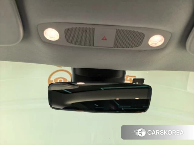 Tesla Model 3 id 4207142 из Китая 8