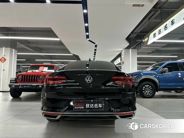 Volkswagen Magotan 2021 Черный из Китая, фото 3