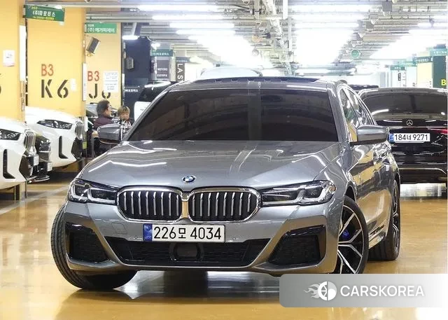 BMW 5 Series (G30) id 3348313 из Кореи 13