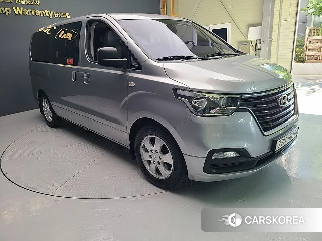 Hyundai The New Grand Starex id 4596044 из Кореи 13