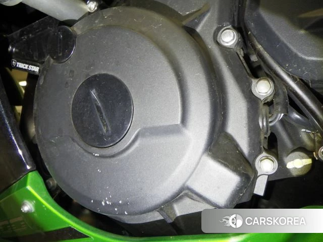 Engine photo