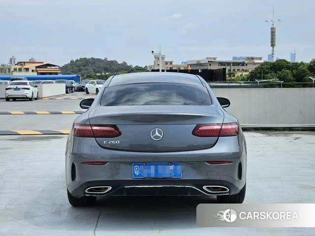 Mercedes-Benz E-class (imported) 2021 Серебристо-серый из Китая, фото 3