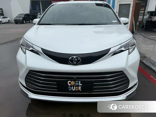 Toyota Saina id 4261182 из Китая 16