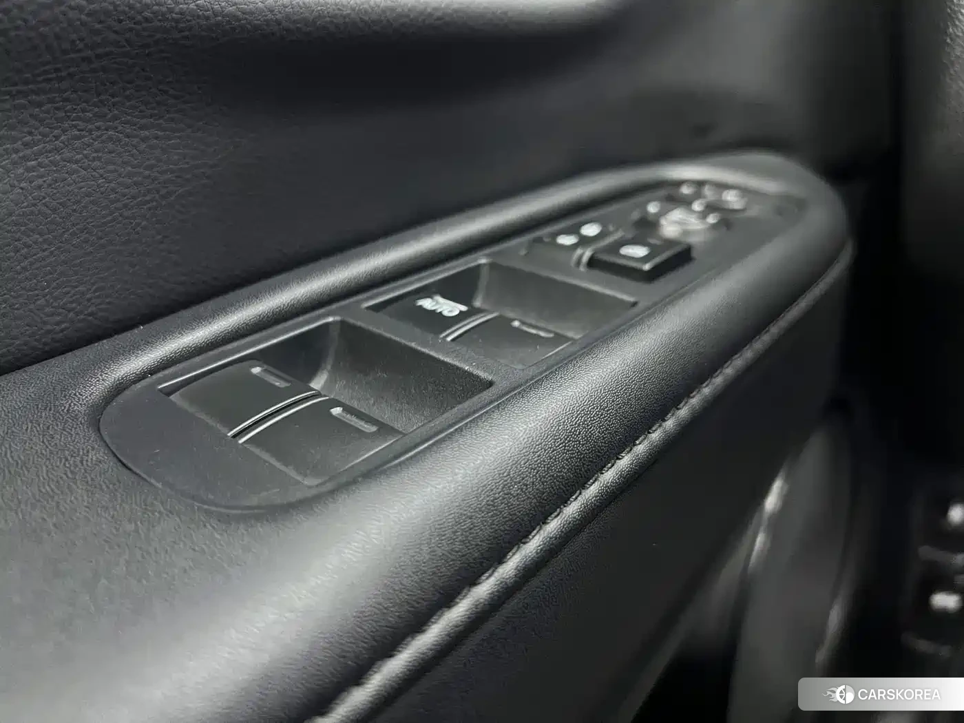 Honda Vezel id 4681101 из Китая 11