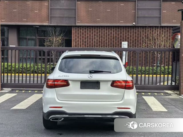 Mercedes-Benz GLC 2018 Белый из Китая, фото 3