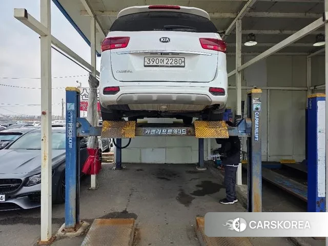 Kia The New Carnival 2018 Белый из Кореи, фото 3