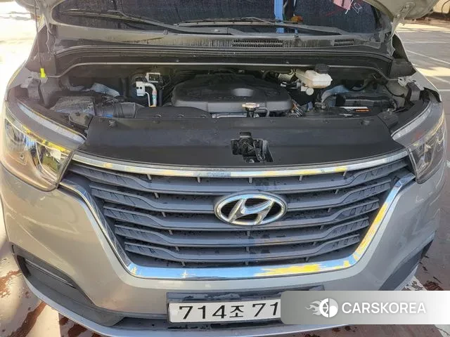 Hyundai The New Grand Starex id 3345003 из Кореи 10