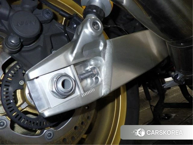 Honda CB1300SF SP id 4184671 из Японии 19