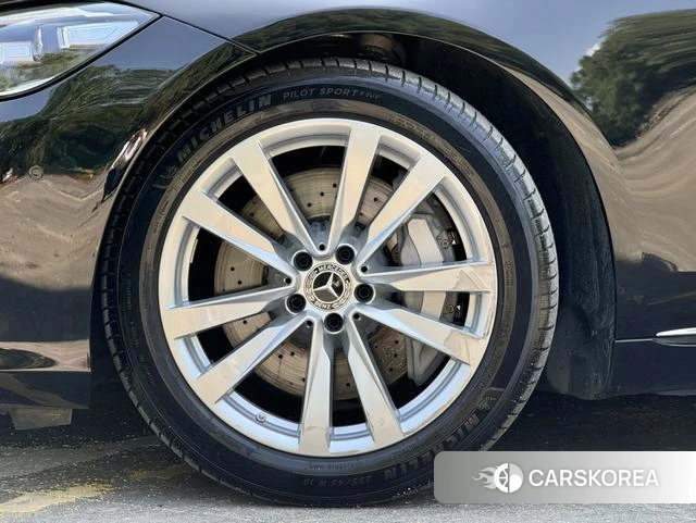Mercedes-Benz S-class id 4264839 из Китая 14