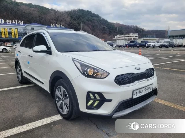 Kia The New Niro id 3568269 из Кореи 13