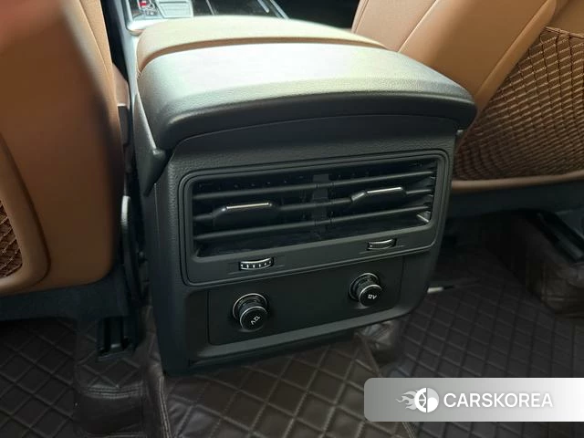 Audi Q8 id 4274124 из Китая 8