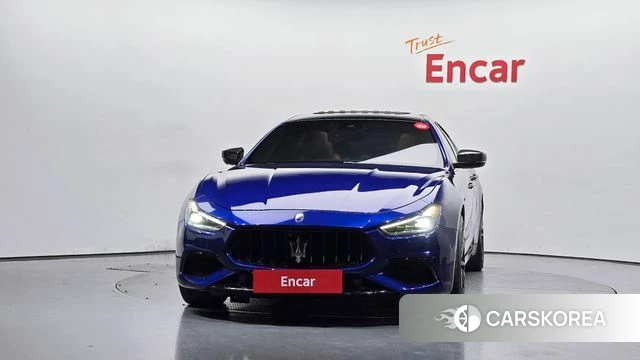 Maserati Ghibli id 4633143 из Кореи 23