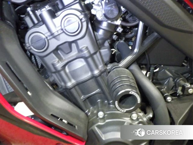 Engine photo
