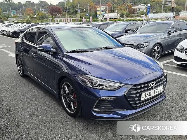 Hyundai Avante AD id 3380818 из Кореи 8