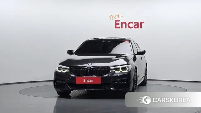 BMW 5 Series (G30) id 3386093 из Кореи 13